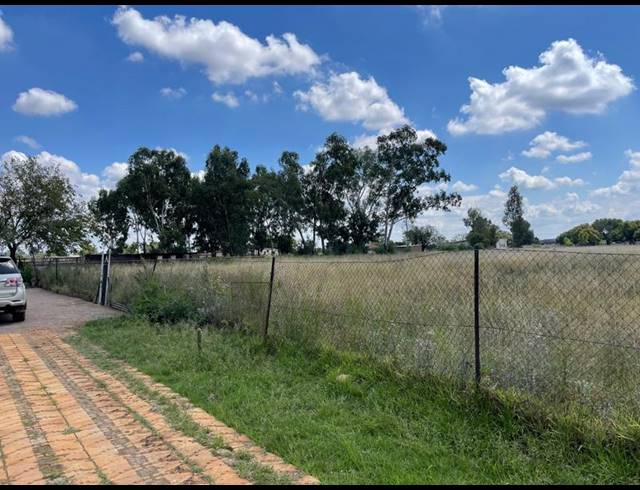 FARM FOR SALE IN VAALVIEW